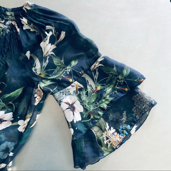 ⭐️Tempo Paris⭐️Silk Chiffon 3/4 Bell Sleeve Blouse - Picture 10 of 12